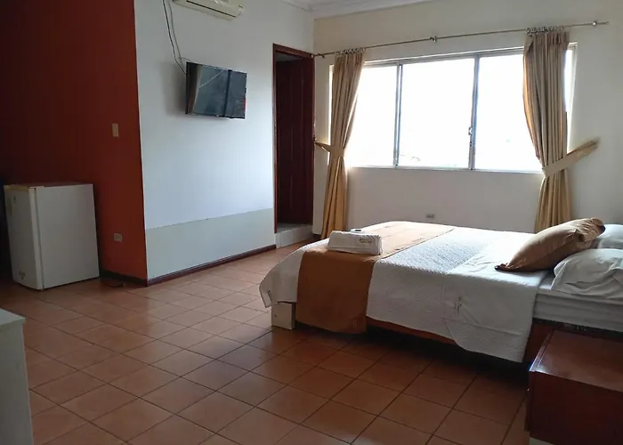 Hotel Ebenezer Santo Domingo de los Colorados