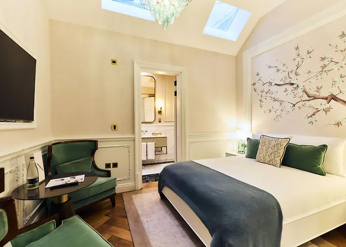 2 Chesham Hotel London