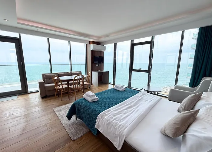 Luxury Apartment With A Terrace On The Seacost, Batumi View