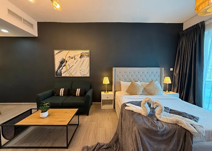 Rare Holiday Homes - Lake View - The Crescent Tower - Dubai Production City - R712 - Impz