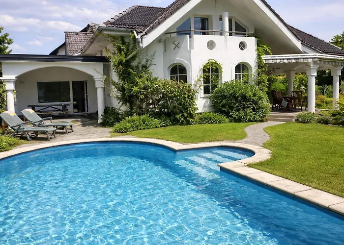 Rooms Adax With Huge Garden, Swimming Pool And Bbq Ljubljana