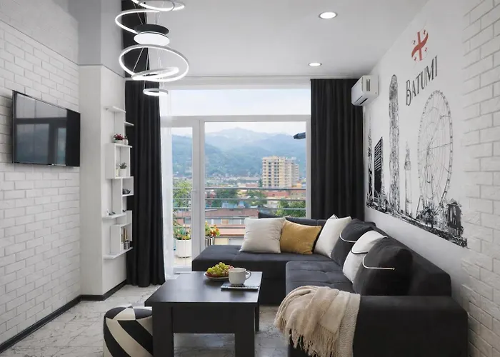 Black & White Studio Near Beach With Balcony Batumi
