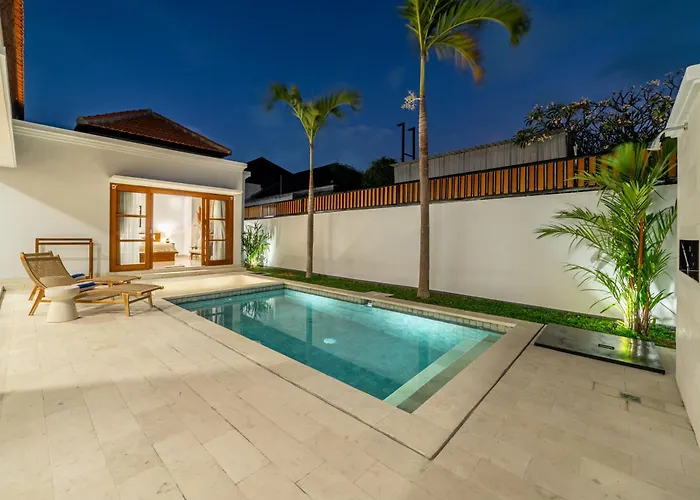 Sofia Villas - Quiet Pool Escape With Spacious Sundeck In Prime Location Canggu 