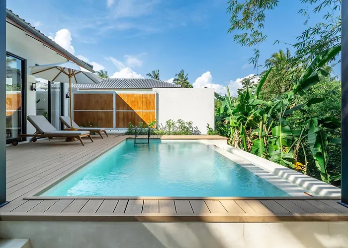 Julia - Luxurious Villa With Panoramic Jungle Views And Expansive Pool Ubud 