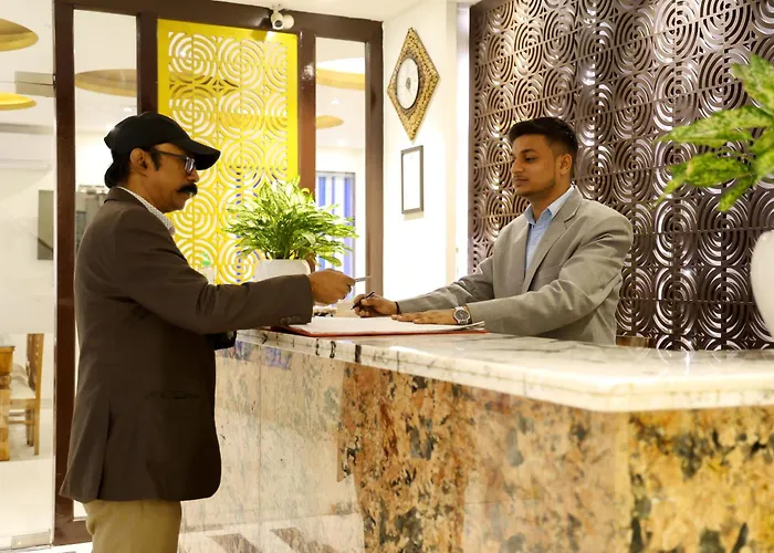 Hotel Paragon Suites Delhi Airport With One Way Airport Transfar New Delhi