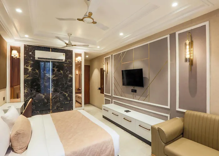 Hotel Aroma Suites Delhi Airport New Delhi
