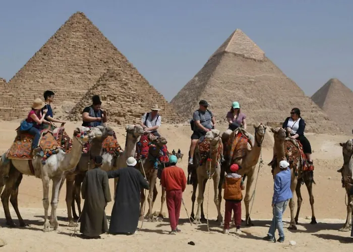Pharaohs Pyramids View Hotel Cairo