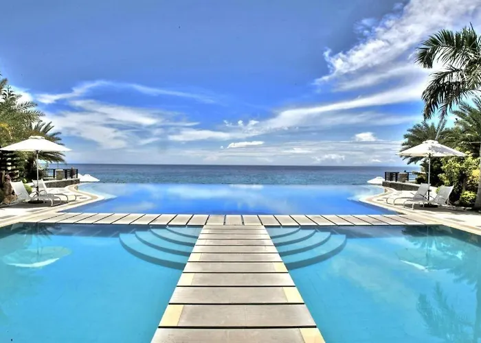 Acuatico Beach Resort & Hotel Laiya
