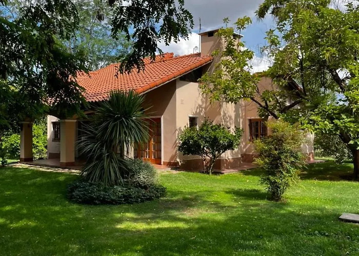 Casa Privada Con Parque Extenso, Pileta, Quincho, Parilla Y Fogon Lujan de Cuyo