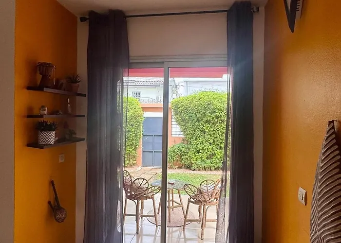 Villa De Charme Tropicale Abidjan