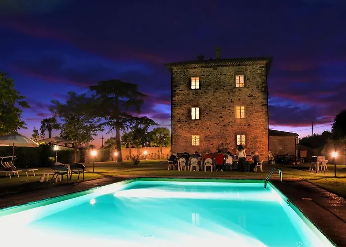 Holiday Home Fuer 20 Personen In Cortona- Trasimenischer See By Interhome