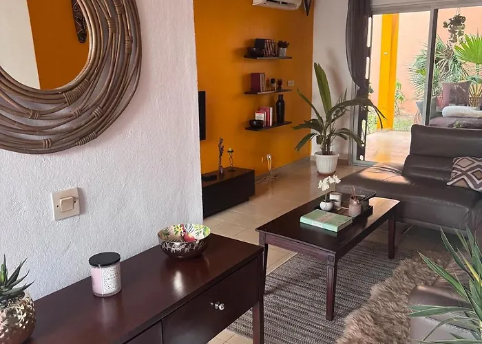 Villa De Charme Tropicale Abidjan