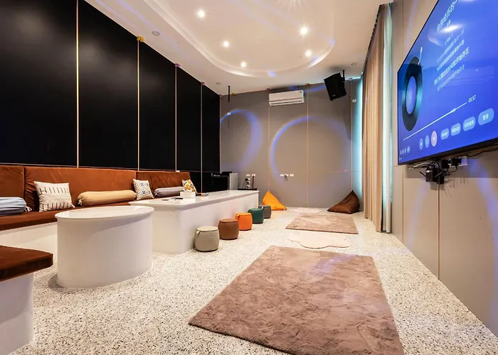 Pattaya Beach 5 Bedroom 7Bath Ktv Swimming Pool Villa