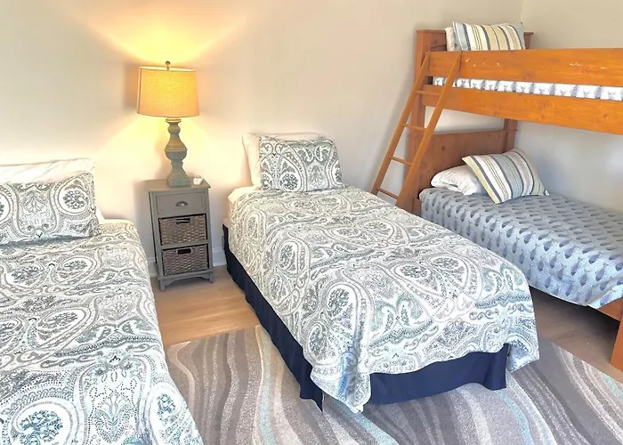 Spacious 3Br Sleeps 8 Pets Minutes To The Beach Hilton Head Island