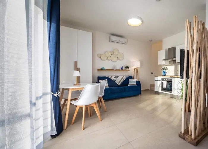 Enjoy View - Terrazza Vista Mare Fiumicino Apartment