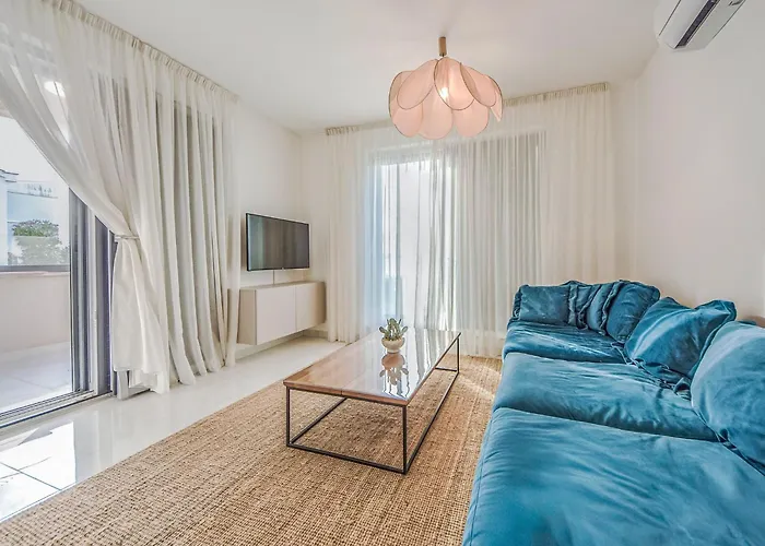 Apartment Azuro By Interhome Petrcane