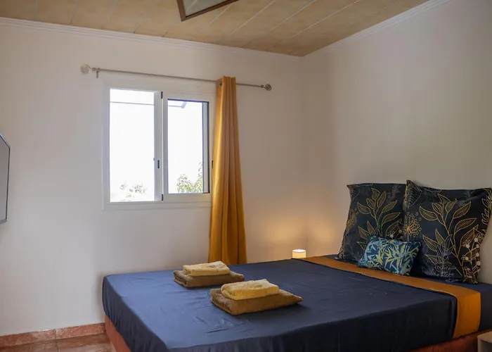 Ti Kaz Belvedere - Haut De Maison Independant Avec Terrasse Petite-Ile