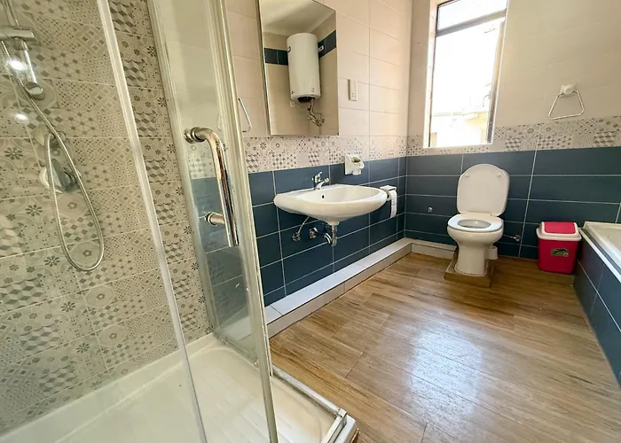 Luxury Apt 110M From The Sea, Balluta Bay, Sliema