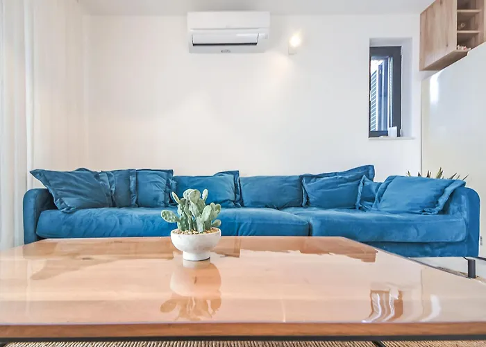 Apartment Azuro By Interhome Petrcane