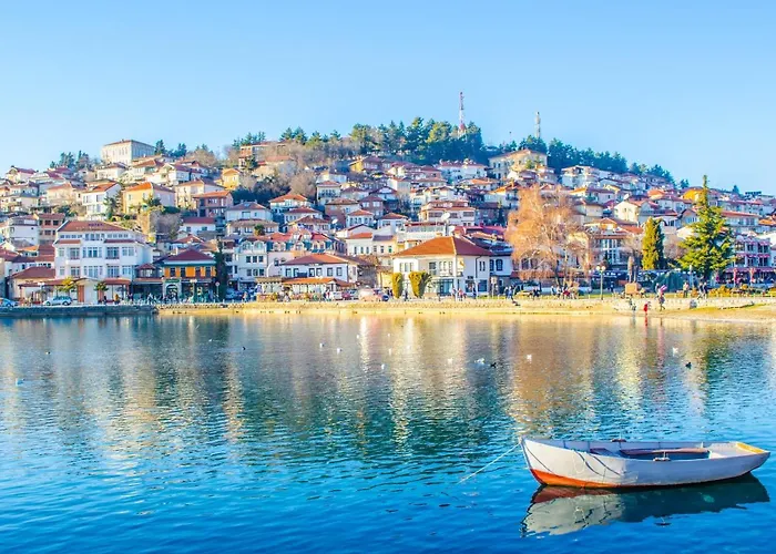Backyard Free Parking 5Mins Close To City Centar Veluxa Apartments Ohrid