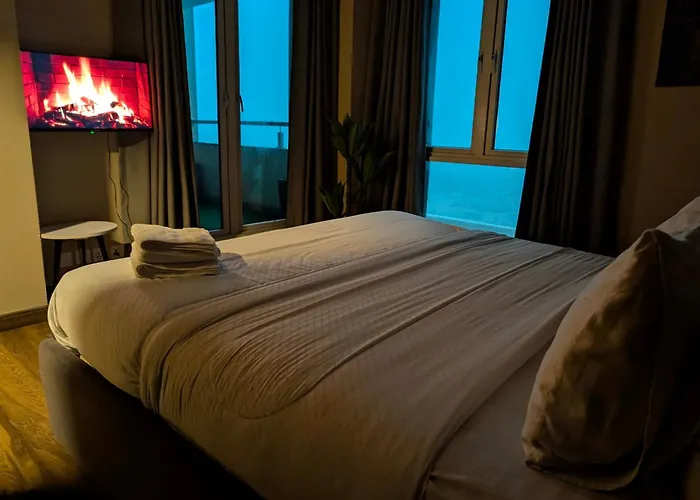 Goldcrest Mall & Residency - Premium Serviced Apartments By Alvis Suite - Dha Lahore