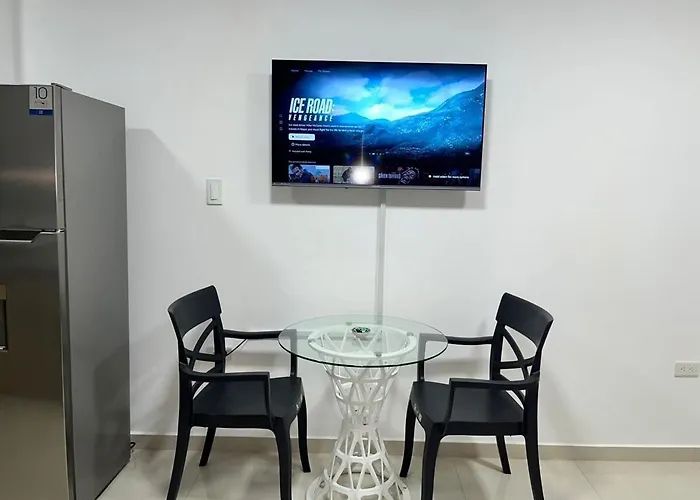 Suite De Encanto Centrica, Elegante Y Con Piscina Santo Domingo de los Colorados