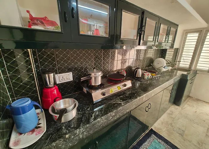 The Hidden Gem - Private 1Bhk, Fully Furnished With Kitchen & Wifi Apartment Hyderabad