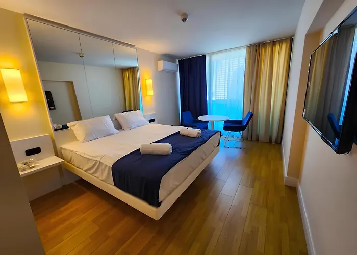 Luxury Aparthotel & Panorama Batumi Resort
