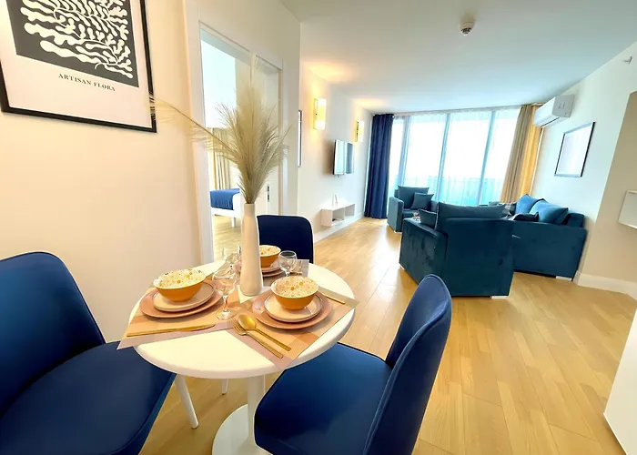 P A N O R A M A Orbi City Hotel Batumi