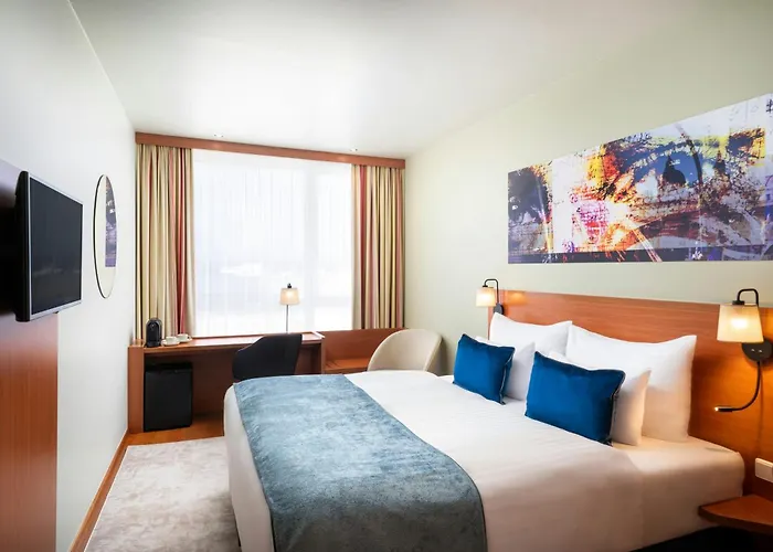 Leonardo Hotel Salzburg Airport Wals-Siezenheim