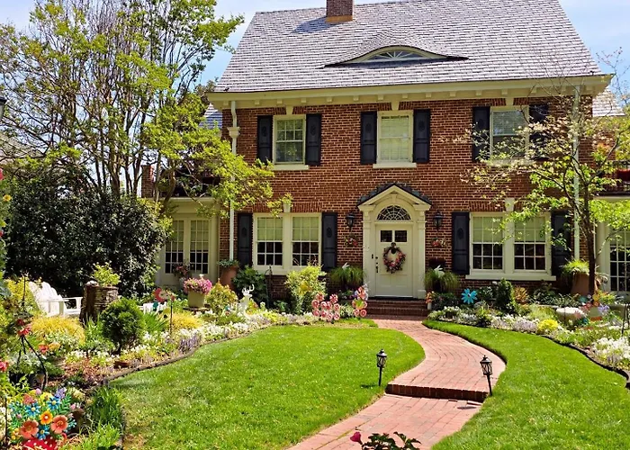 Pettigru Place Bed & Breakfast Greenville