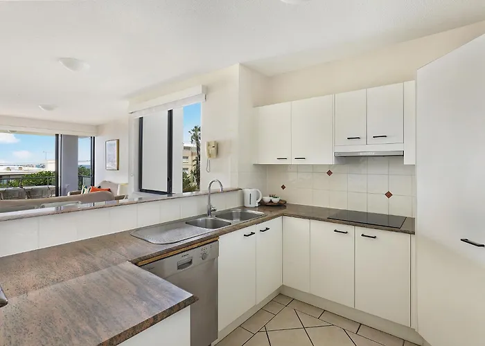 Kings Row Apartments Caloundra