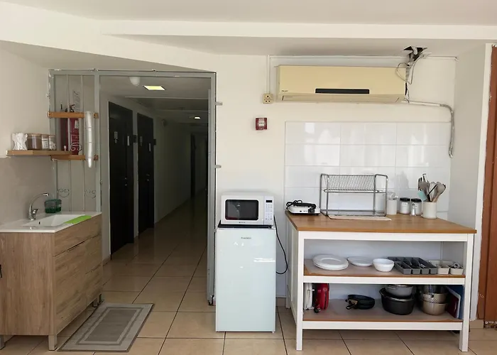 Little Prince Hostel-5 Min Walk To The Beach Eilat