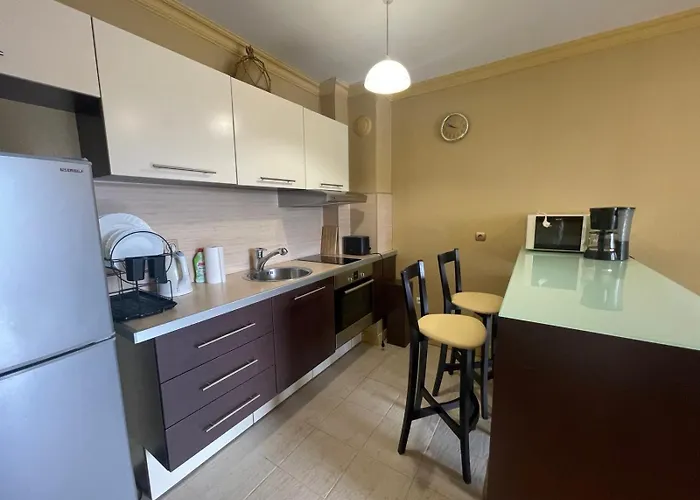 Apartcomplex Splendid Saints Constantine and Helena