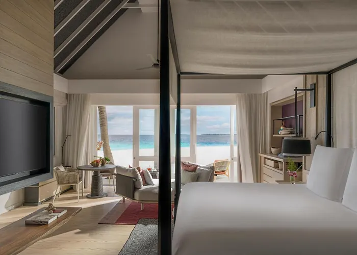 Four Seasons Resort Maldives At Landaa Giraavaru Milaidhoo