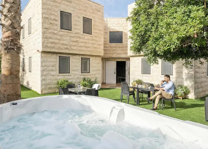 Hotel La Finca - Luxury Suites Hotel - סוויטות יוקרה במרכז באר שבע עם ג'קוזי וחוויית אירוח פרימיום