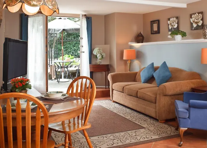 Abbeymoore Manor Bed & Breakfast Inn Victoria