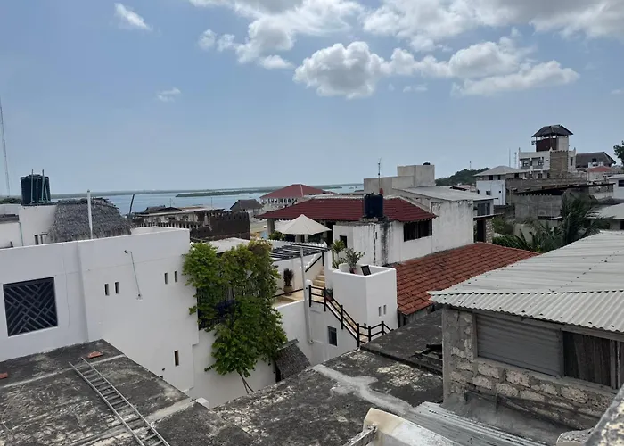 Subira House Bed & Breakfast Lamu