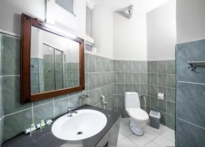 Hibiscus Beach Hotel & Villas Kalutara