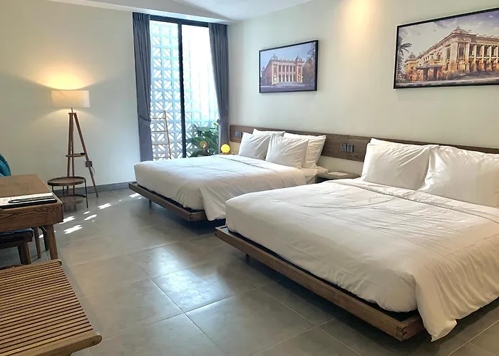 The Mystery Con Dao Hotel Chi Khu Co Ong