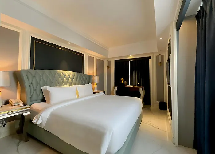 Grand Eska Hotel & Suites Batam Nagoya