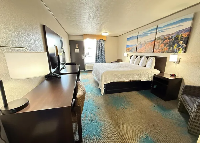 Days Inn By Wyndham Knoxville West