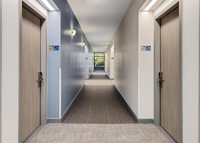Hampton By Hilton San Jose Airport Costa Rica Hotel Santiago Este