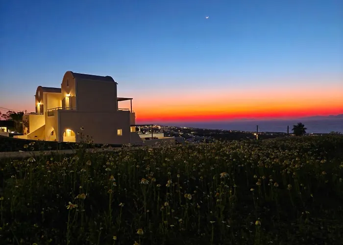 Kiklamino Sunset Suites Oia