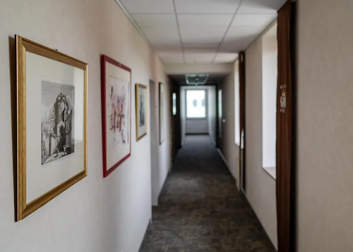 Hotel Garzon Plaza Gyor