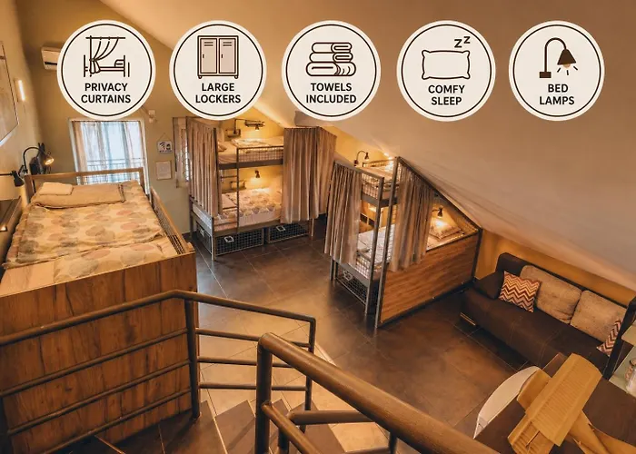 Q Podgorica Beds,Rooms And Friends