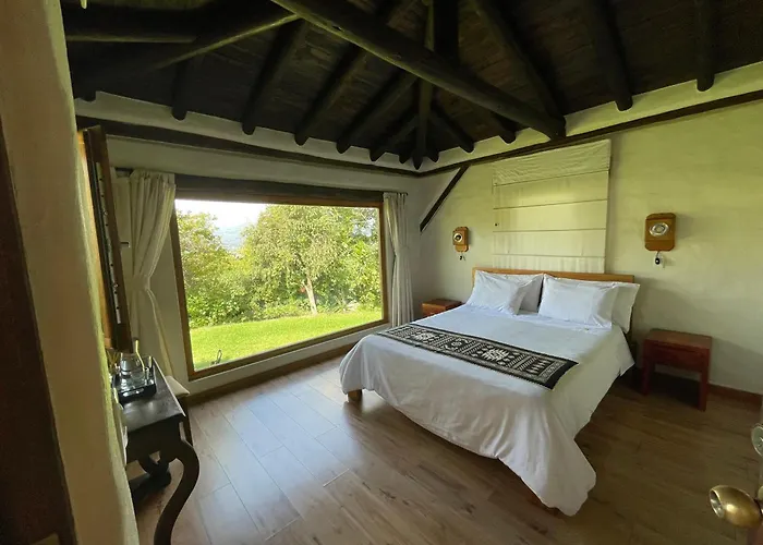 Ilatoa Lodge Quito