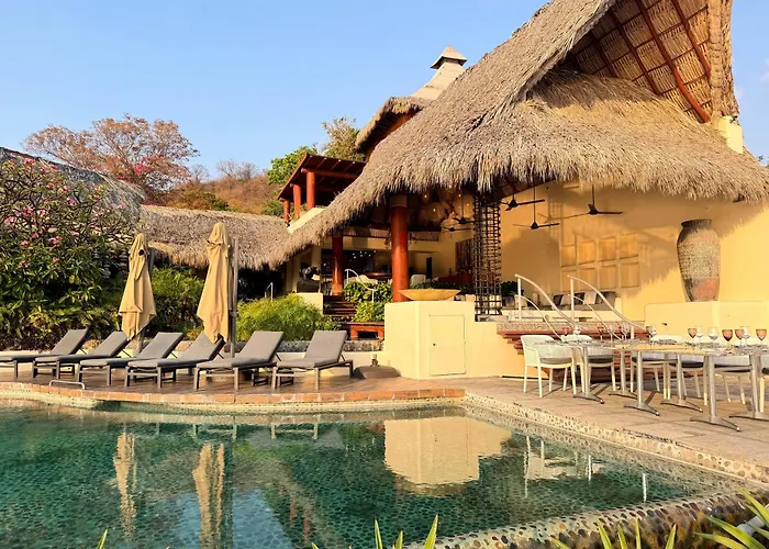 Tentaciones Boutique Hotel - Ocean View & Private Pools - Adults Only Zihuatanejo
