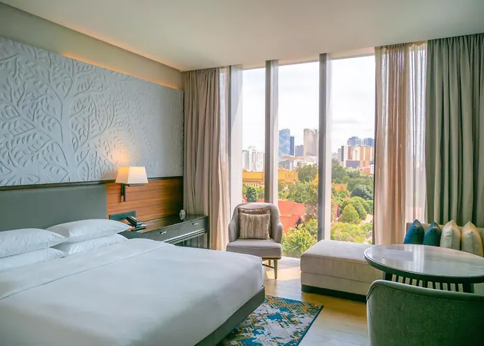Hyatt Regency Phnom Penh Hotel