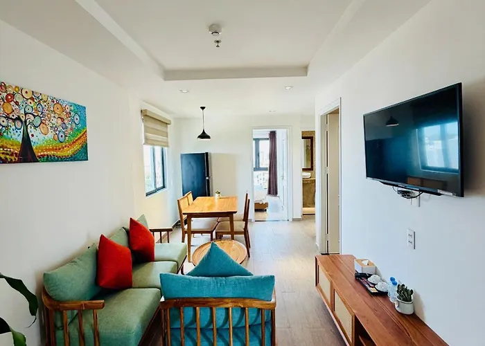 The Shine Hotel & Apartment Danang